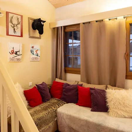 Hotel Du Bourg 3*