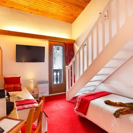 Du Bourg 3* Вальморель