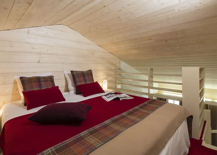 Du Bourg Hotel