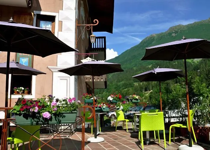 Du Bourg 3*