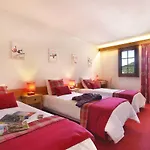 Du Bourg Hotell