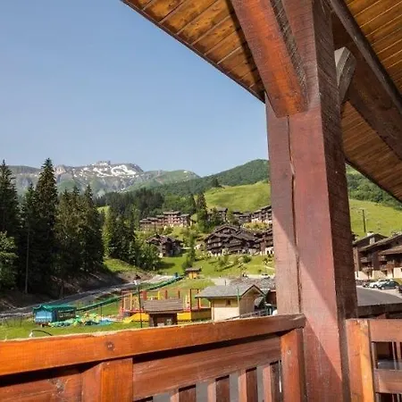 Hotel Du Bourg 3*