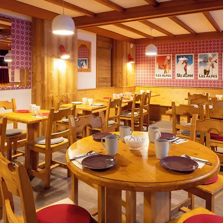 Du Bourg Hotel