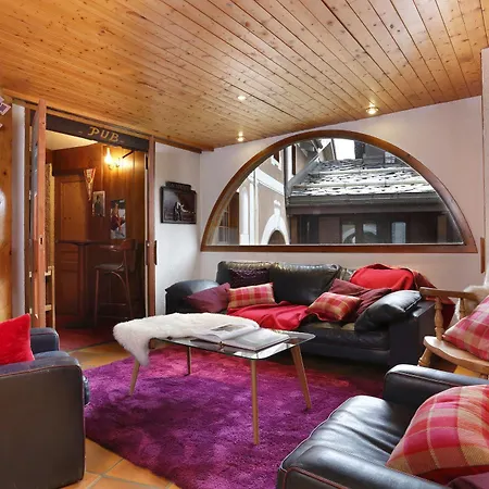 Du Bourg Hotel 3*