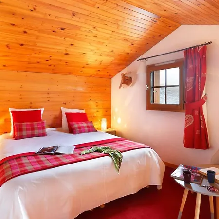 Hotel Du Bourg 3*